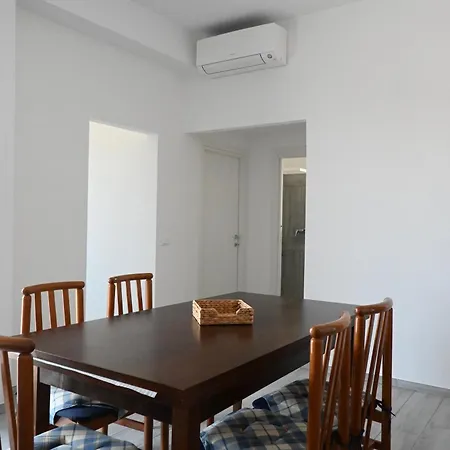 Marcelli, Trilocale Con Terrazzo A Pochi Passi Dal Mare - M394