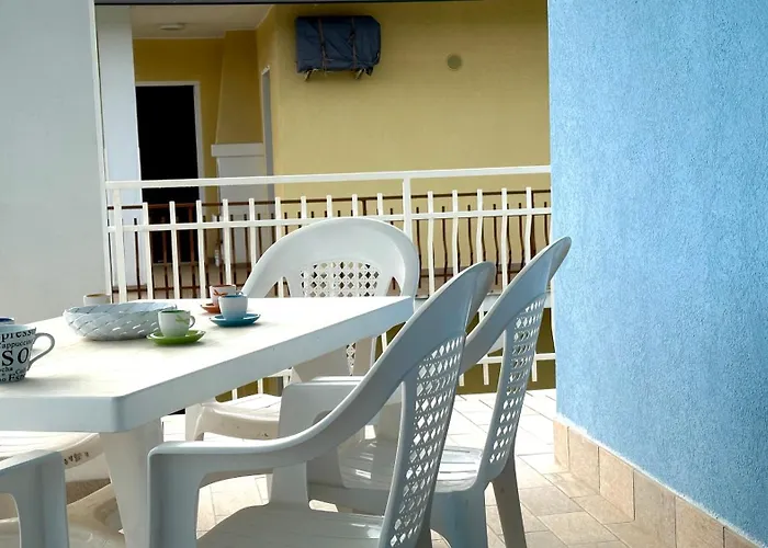 Apartment Marcelli, Trilocale Con Terrazzo A Pochi Passi Dal Mare - M394 Marcelli