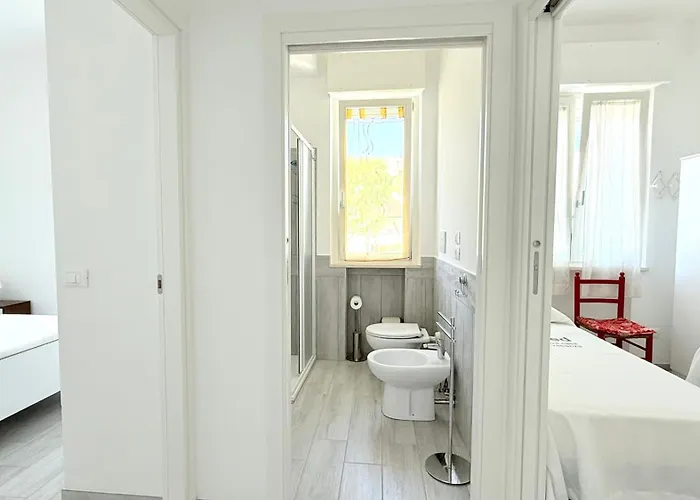 Marcelli, Trilocale Con Terrazzo A Pochi Passi Dal Mare - M394 Marcelli